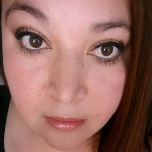 Meet your Posher, Anabel